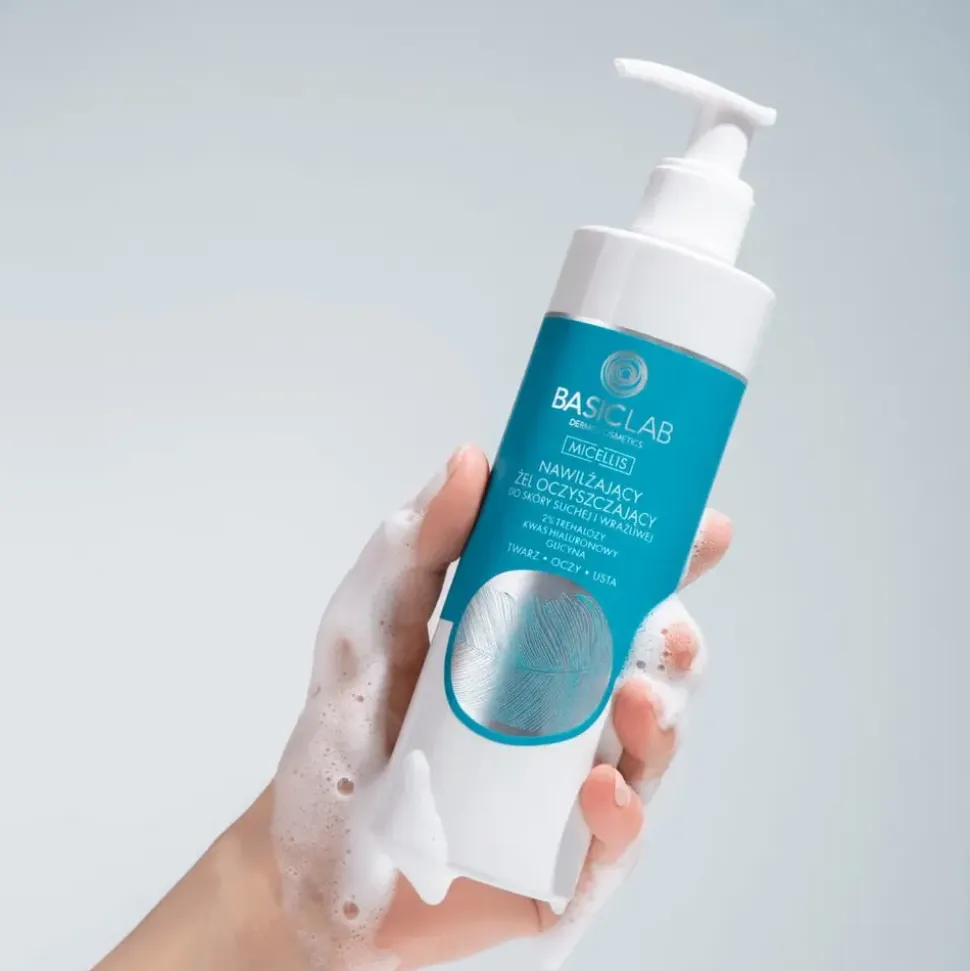 BasicLab Micellis, Nawilżający żel oczyszczający do skóry suchej i wrażliwej, 300 ml