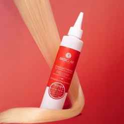 BasicLab Trichologis, stymulujący peeling przeciw wypadaniu włosów, 150 ml