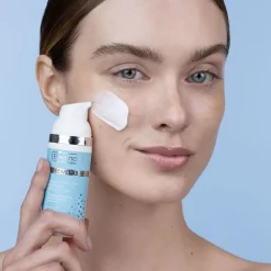 Bielenda Professional SupremeLab HydraGlow, bezolejowy krem nawadniający, 50 ml