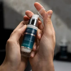 Bielenda Professional SupremeLab For Man, kremowe serum regenerująco-przeciwzmarszczkowe, 30 ml