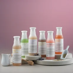 Botanicapharma, szampon dla dzieci z miodem i rumiankiem, 250 ml