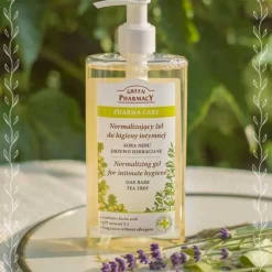 Green Pharmacy, normalizujący żel do higieny intymnej, kora dębu i drzewo herbaciane, 300 ml