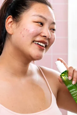 SVR Sebiaclear, spray do ciała redukujący niedoskonałości,150ml