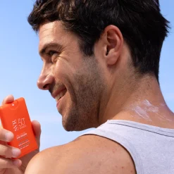 SVR Sun Secure Spray Pocket, nawilżający spray kieszonkowy, SPF50+, 20ml